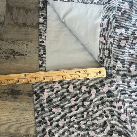 Talbots Women's Pencil Skirt Gray Pink Leopard Print Size 14 - Picture 6 of 8